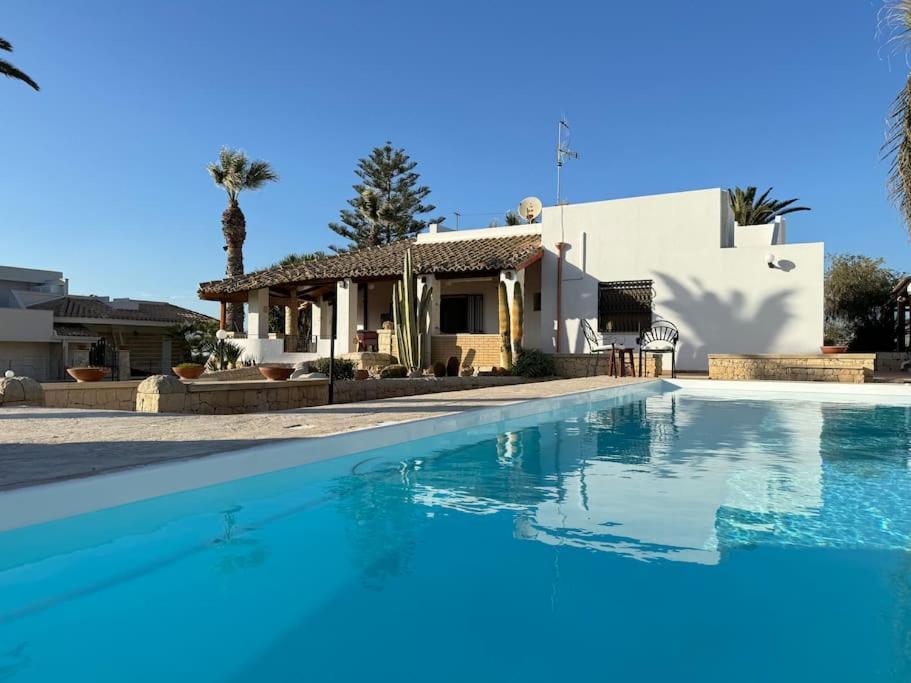 Uruca Villa